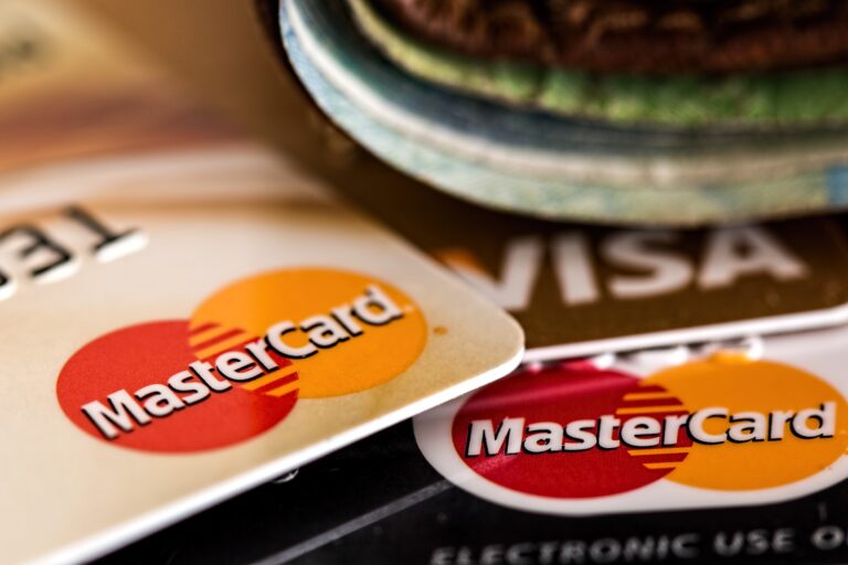 STUDENT CREDIT CARD